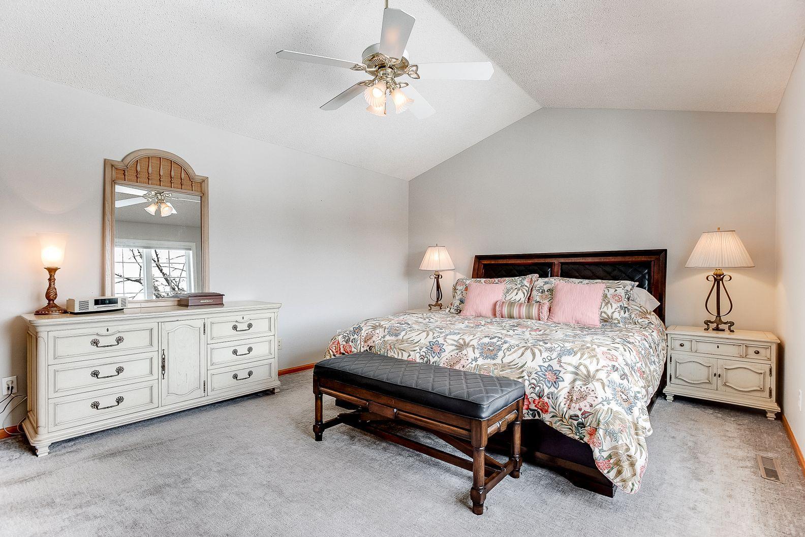 8161 Shadyview Lane North Maple Grove, MN 55311 - Photo 9 of 15