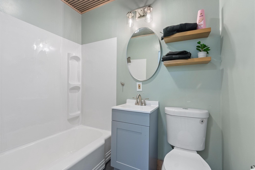 7 Jackson Street Gardner, MA 01440 - Photo 19 of 24 a bathroom with a sink toilet and shower