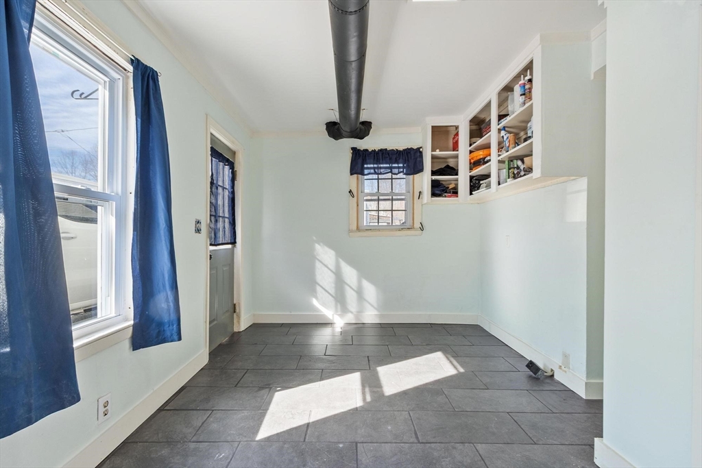 7 Jackson Street Gardner, MA 01440 - Photo 20 of 24 a view of entryway and hall