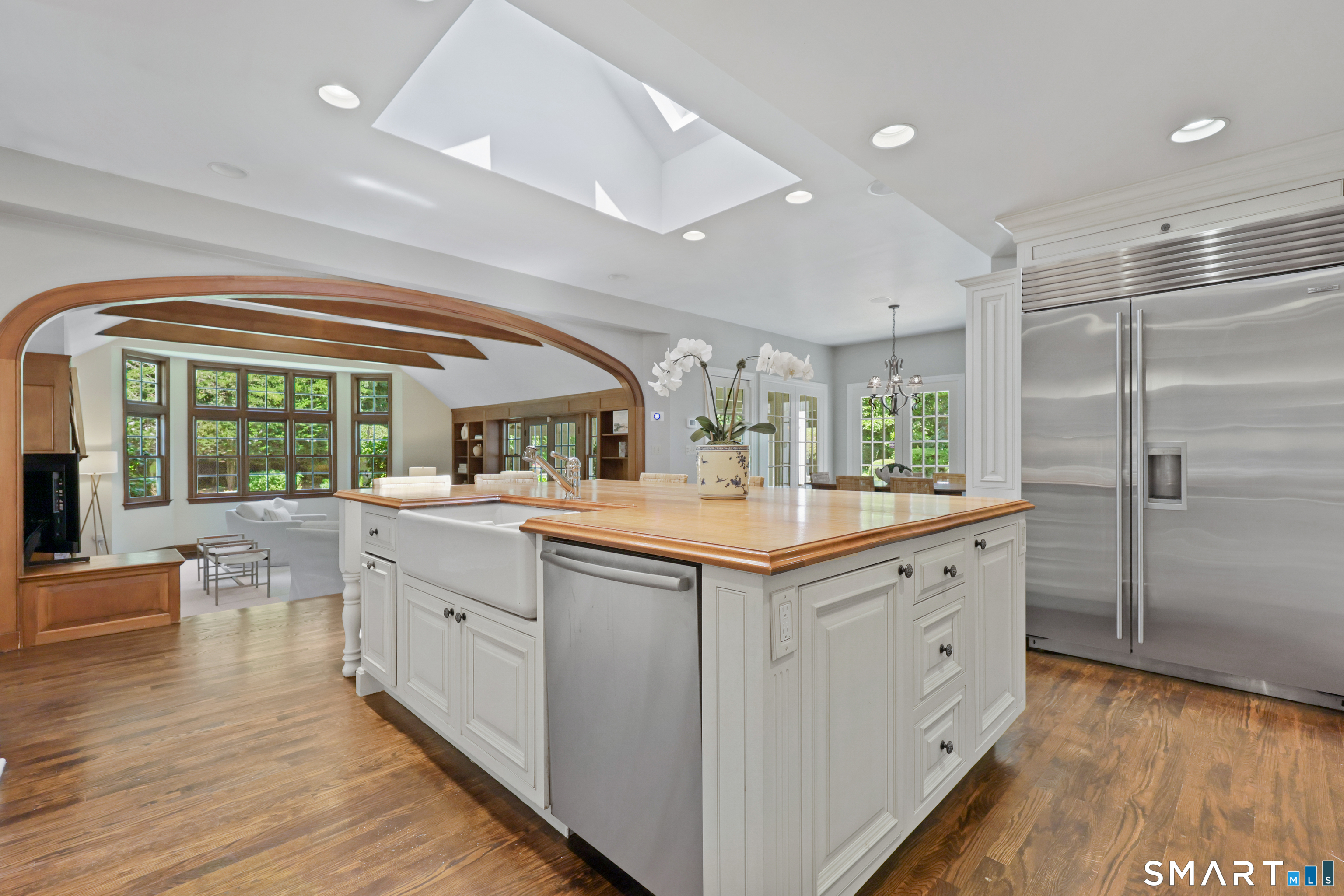 66 Stanton Road Darien, CT 06820 - Photo 10 of 38