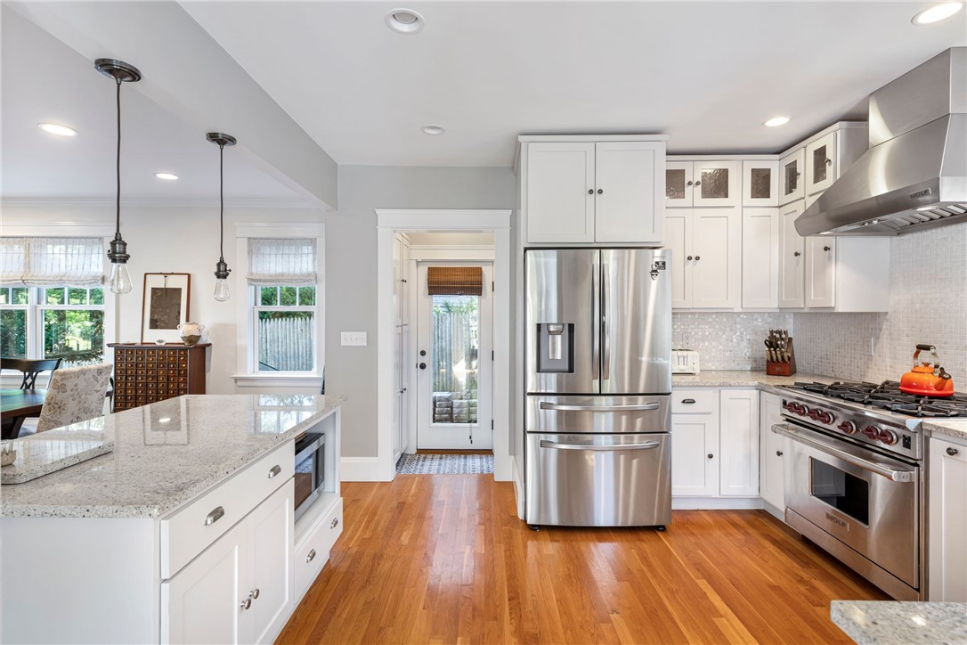 141 Emeline Street Providence, RI 02906 - Photo 16 of 33