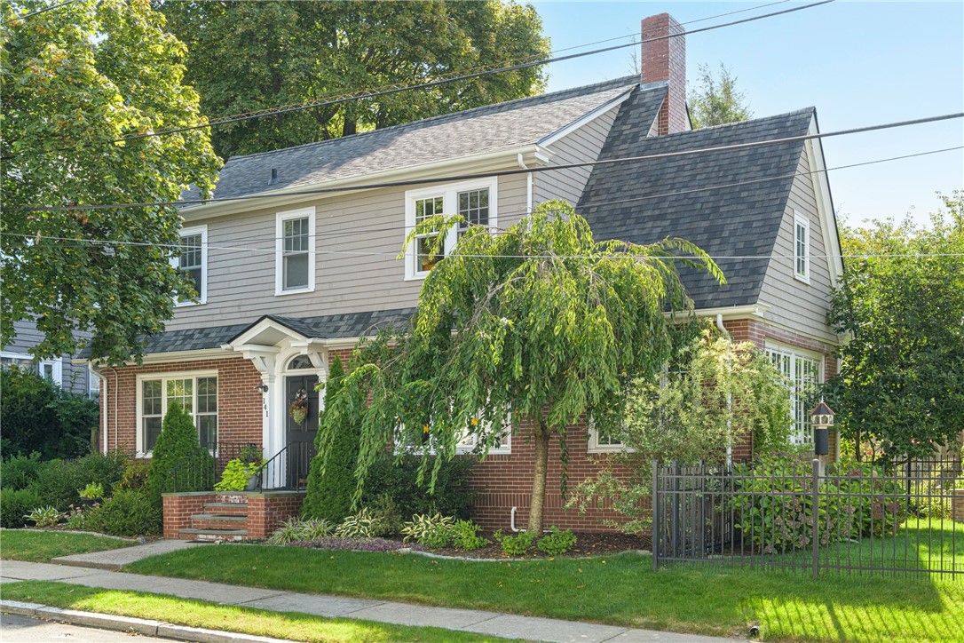 141 Emeline Street Providence, RI 02906 - Photo 2 of 33