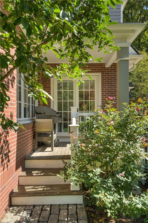 141 Emeline Street Providence, RI 02906 - Photo 32 of 33