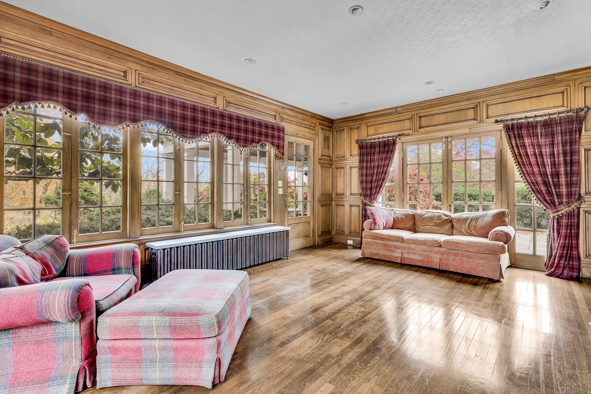 7805 Brill Road Cincinnati, OH 45243 - Photo 59 of 139 59-web-or-mls-7805BrillRoadInt_Hommati10