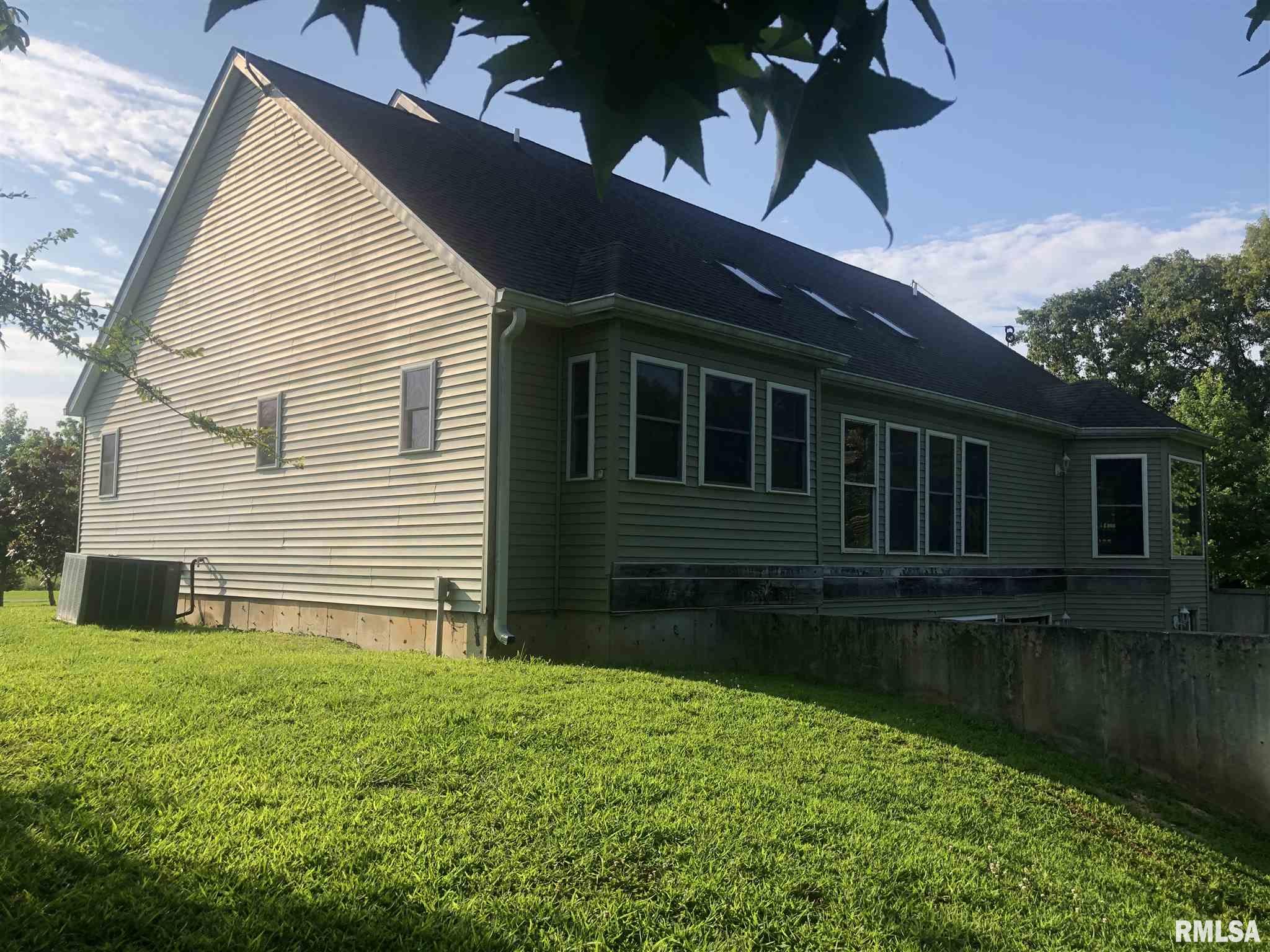 5345 Old Marion Road Metropolis, IL 62960 - Photo 7 of 42