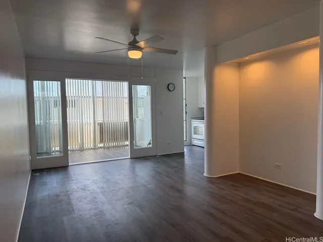 $2,200 | 3027 Pualei Circle, Unit 205, Honolulu, HI 96815