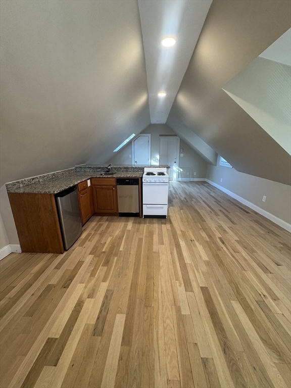 35 State Street, Unit 4 Marblehead, MA 01945 - Photo 2 of 9