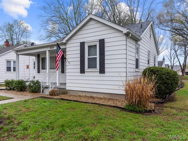 $229,900 | 509 North Jefferson Street, Mascoutah, IL 62258