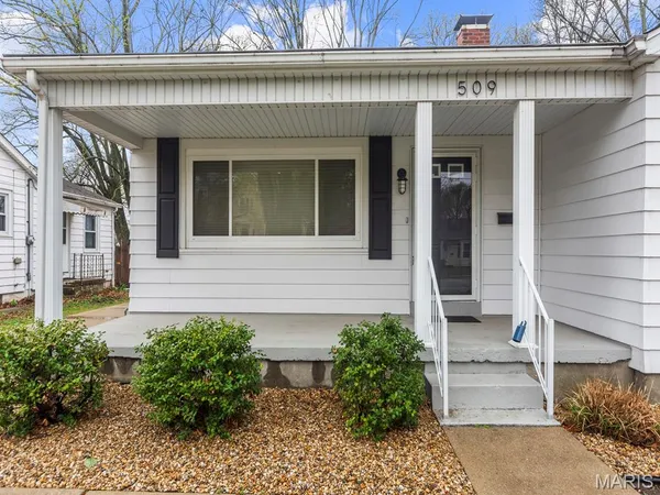 $229,900 | 509 North Jefferson Street, Mascoutah, IL 62258