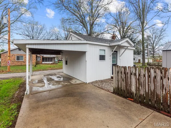 $229,900 | 509 North Jefferson Street, Mascoutah, IL 62258