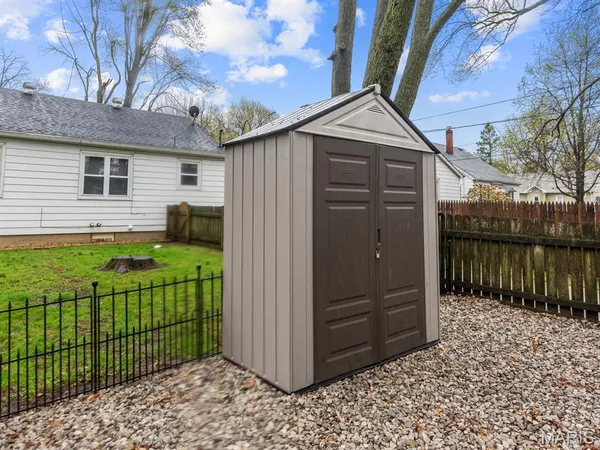 $229,900 | 509 North Jefferson Street, Mascoutah, IL 62258