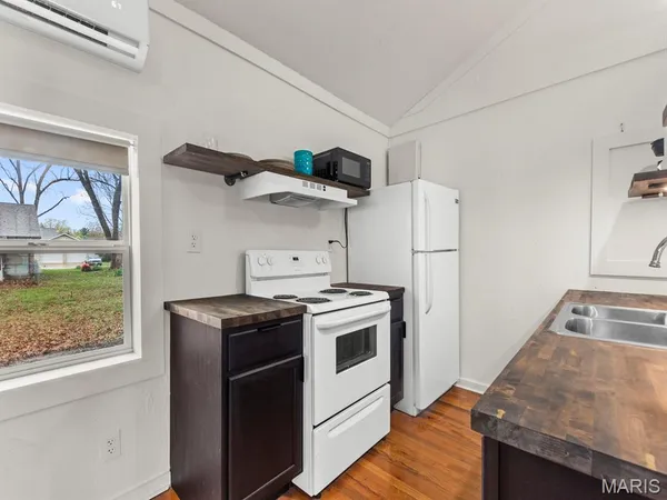 $229,900 | 509 North Jefferson Street, Mascoutah, IL 62258