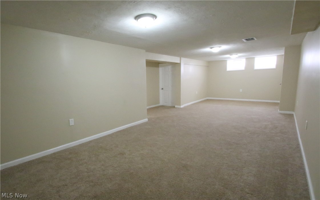 1383 Sunview Road Lyndhurst, OH 44124 - Photo 22 of 34