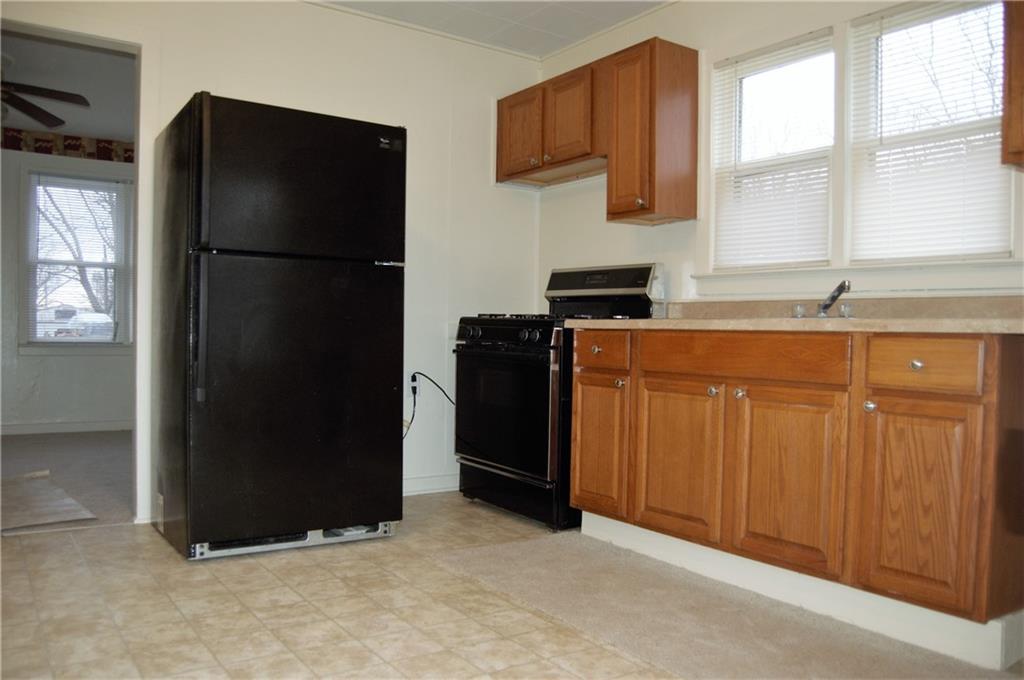 601 Rosemary Road Columbus, IN 47203 - Photo 8 of 16 Gallery Image 8