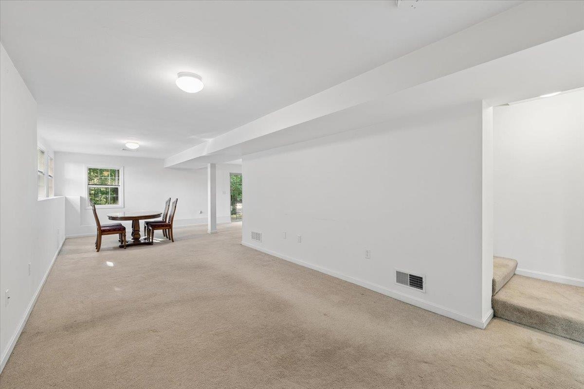 48 Brookview Road Windham, NH 03087 - Photo 39 of 60