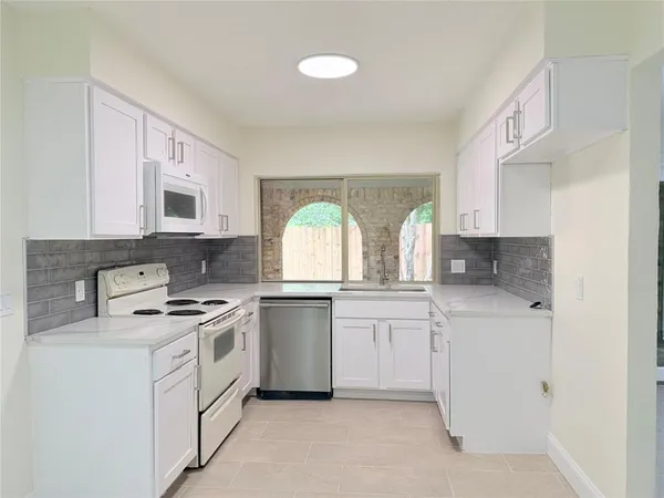 $2,450 | 2728 Parkhaven Drive, Plano, TX 75075