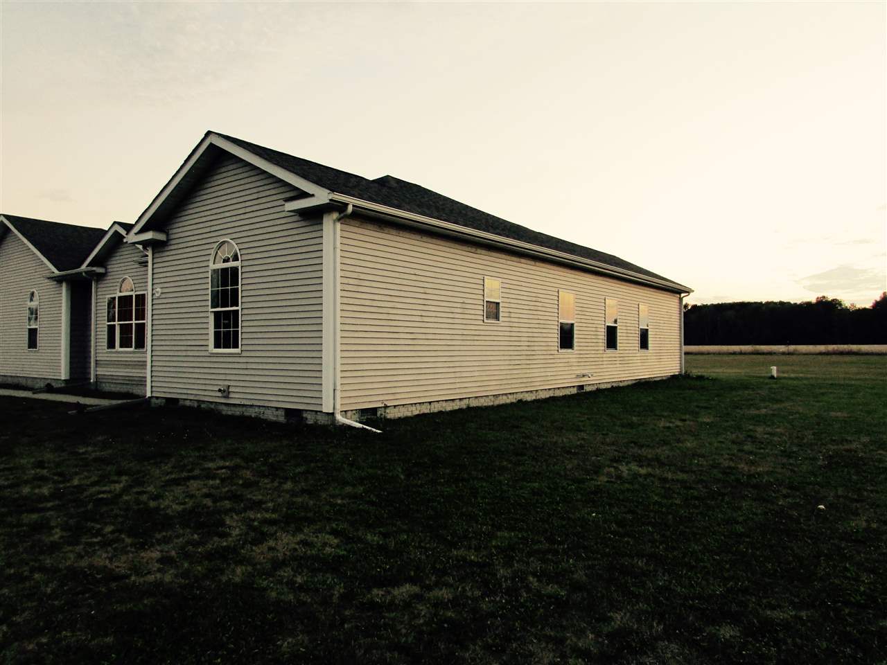 4280 South Loomis Road Shepherd, MI 48883 - Photo 28 of 39 1838937-27.JPG
