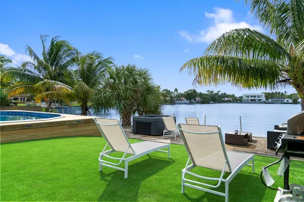 $8,900 | 20730 Northeast 23rd Avenue, Miami, FL 33180