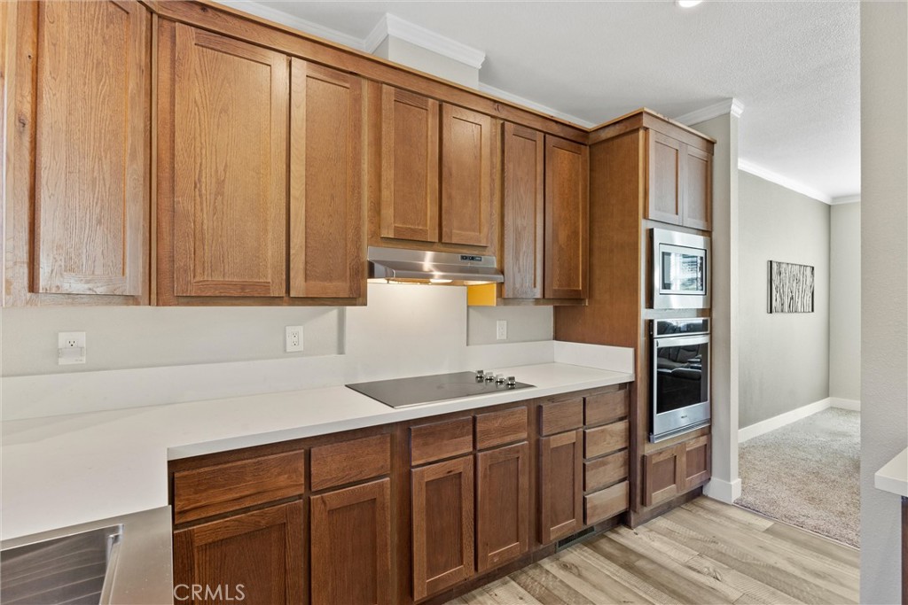 12656 Centerville Road Chico, CA 95928 - Photo 15 of 46 Plenty of Cabinets and Countertops..!