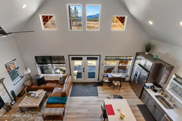 $850,000 | 34 Pomrankey Lane, Dover, ID 83825