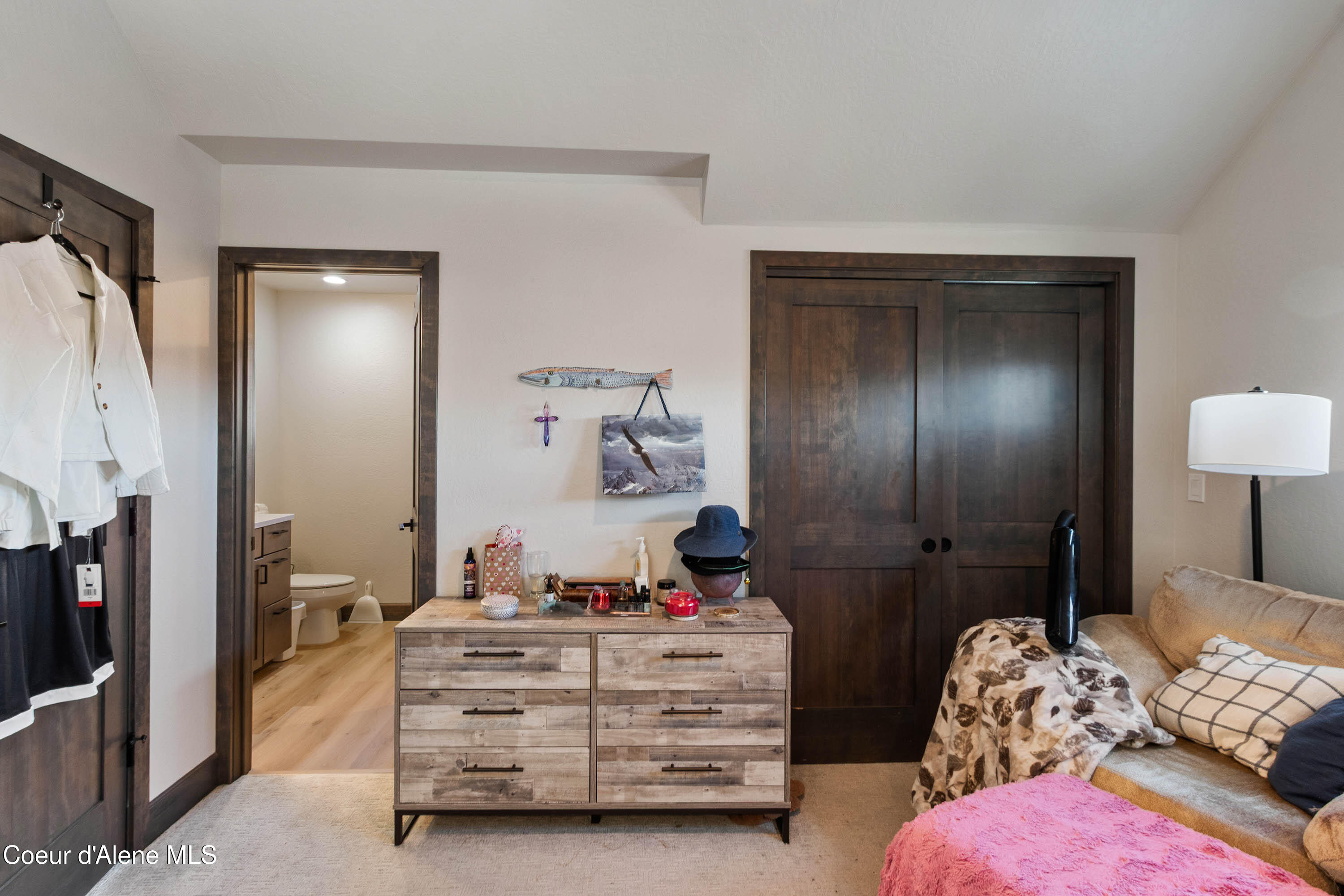 34 Pomrankey Lane Dover, ID 83825 - Photo 20 of 41 Loft Suite to Closet and Bath