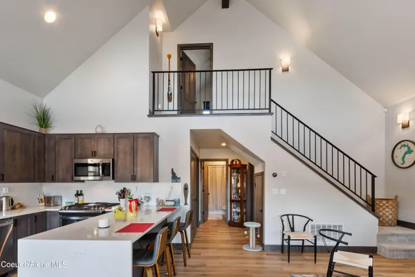 $850,000 | 34 Pomrankey Lane, Dover, ID 83825