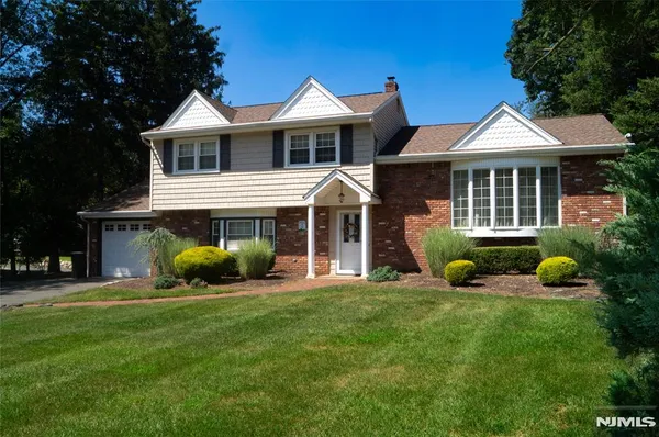$5,200 | 36 Deer Trail Road, Hillsdale, NJ 07642