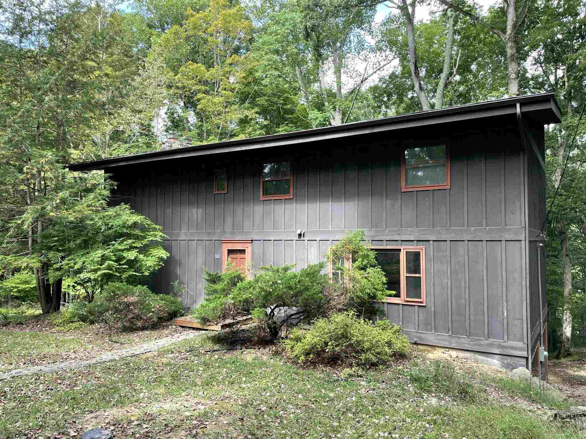 6691 East Lampkins Ridge Road Bloomington, IN 47401 - Photo 1 of 23