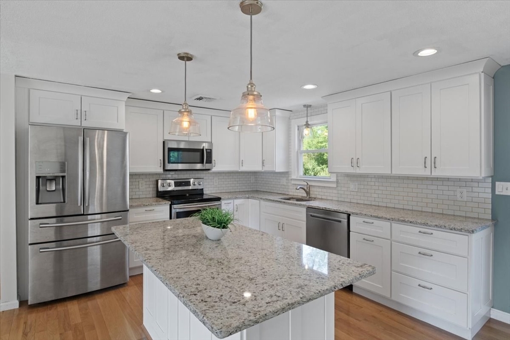 38 Ruth Ellen Road Raynham, MA 02767 - Photo 8 of 32 Gallery Image 8