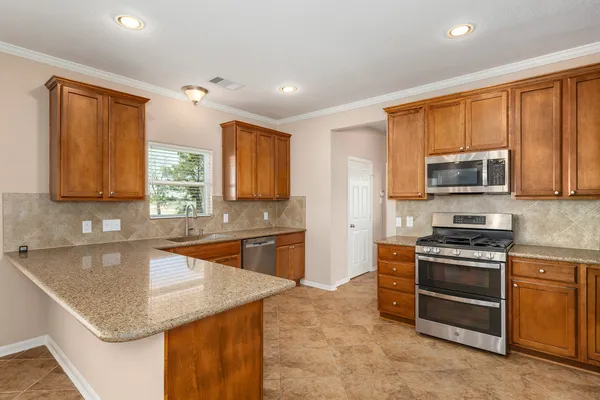 $499,900 | 264 Falcon Point, Onalaska, TX 77360