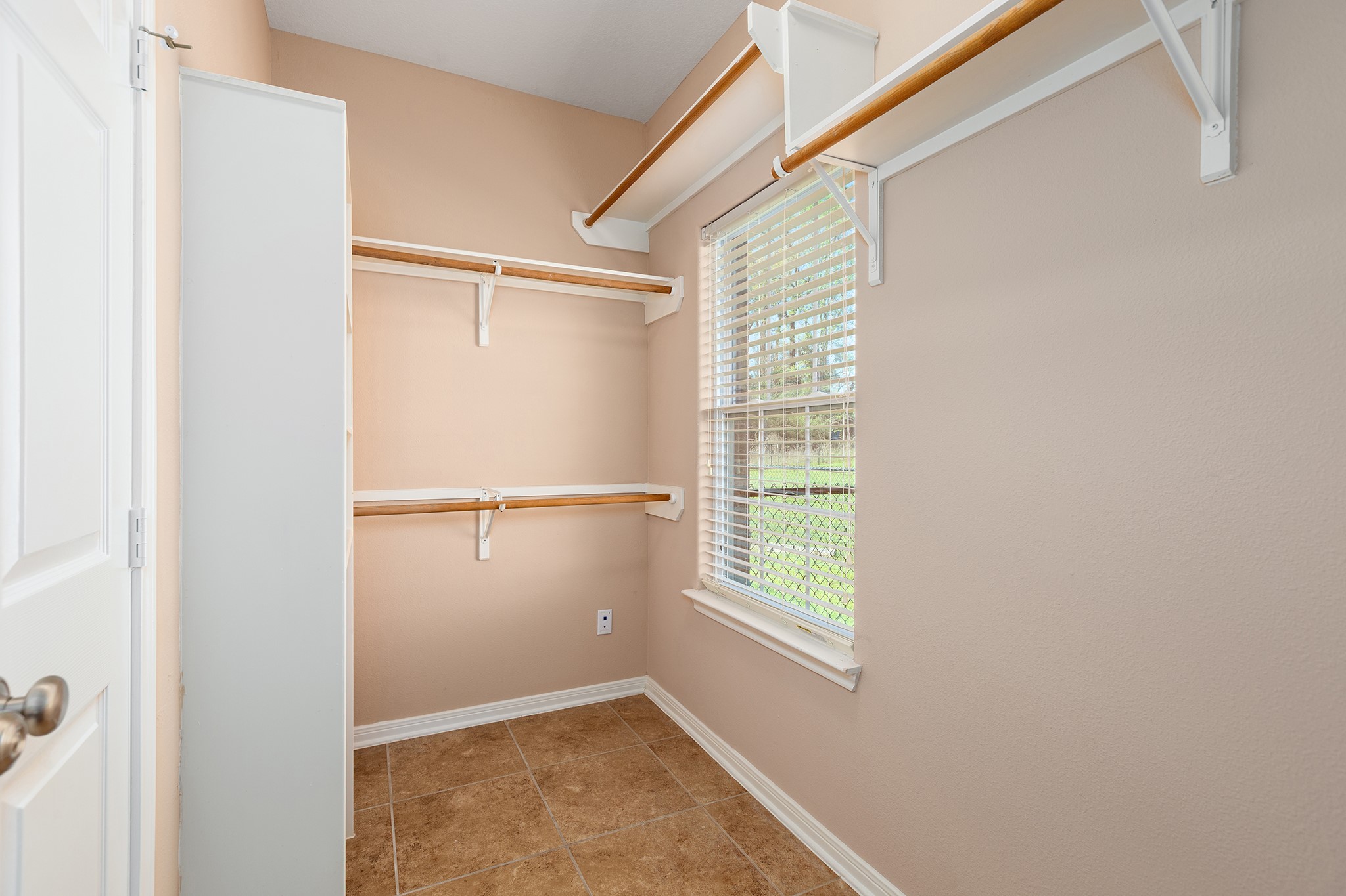 264 Falcon Point Onalaska, TX 77360 - Photo 18 of 50