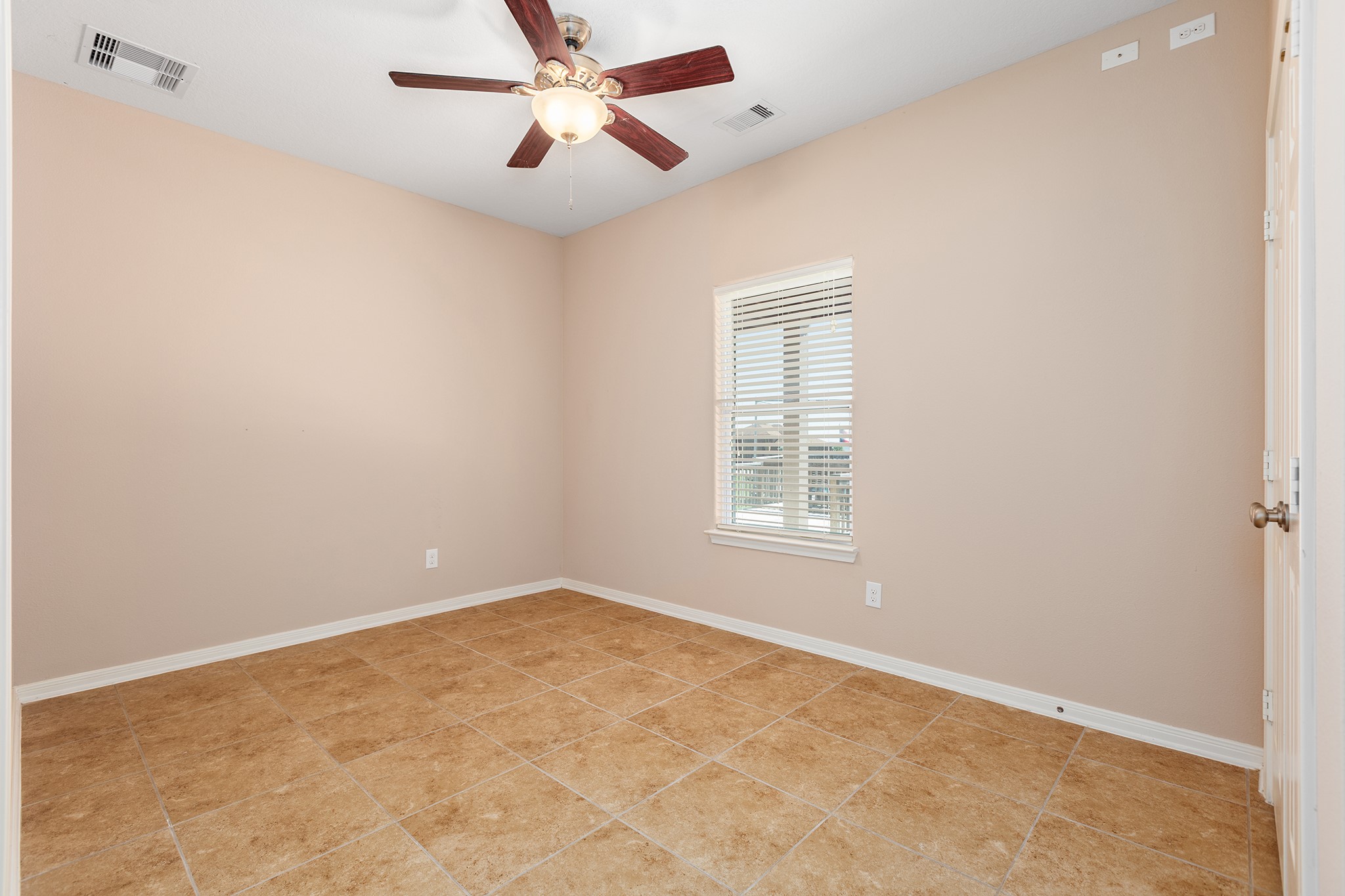 264 Falcon Point Onalaska, TX 77360 - Photo 30 of 50