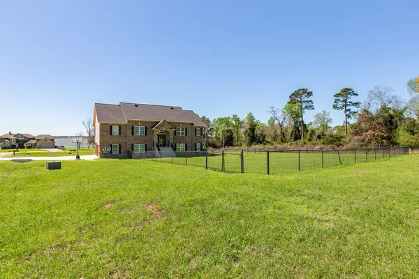 $499,900 | 264 Falcon Point, Onalaska, TX 77360