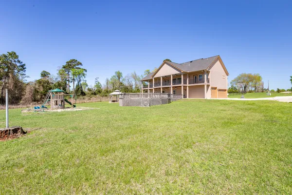 $499,900 | 264 Falcon Point, Onalaska, TX 77360