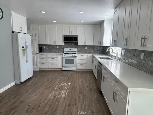 $3,650 | 8941 Carnation Drive, Corona, CA 92883