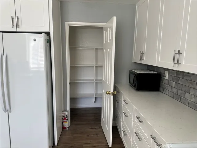 $3,650 | 8941 Carnation Drive, Corona, CA 92883