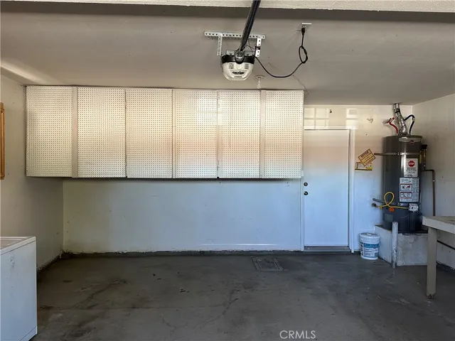 $3,650 | 8941 Carnation Drive, Corona, CA 92883