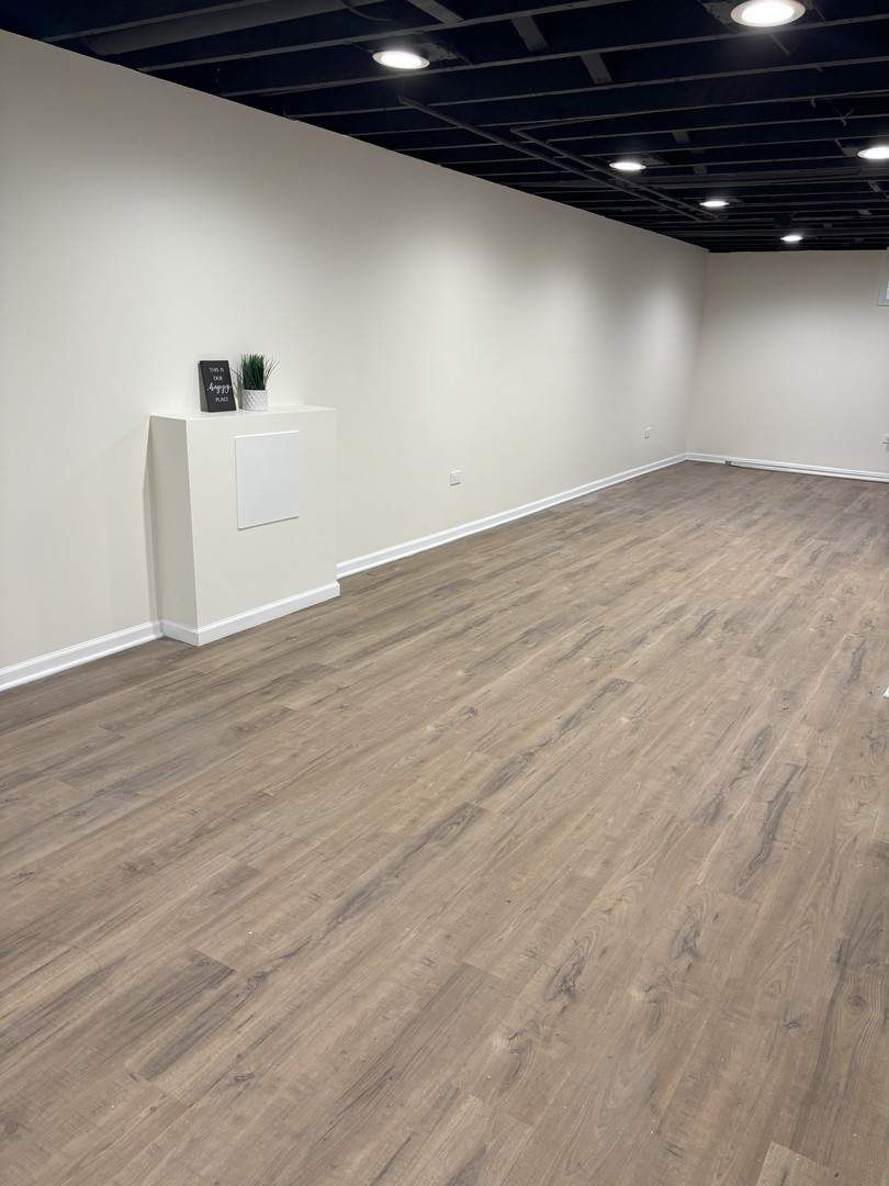 2403 Manor Lane McHenry, IL 60051 - Photo 12 of 15