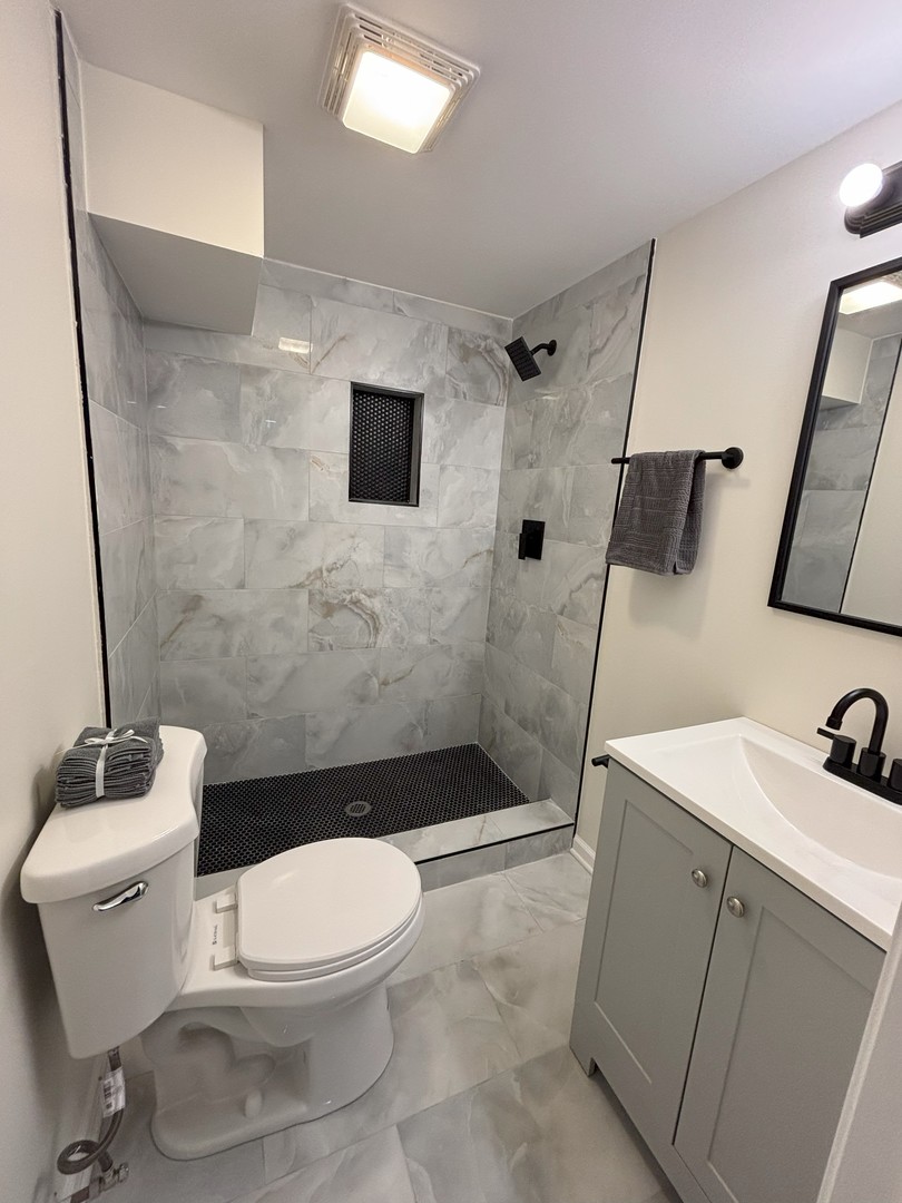 2403 Manor Lane McHenry, IL 60051 - Photo 13 of 15