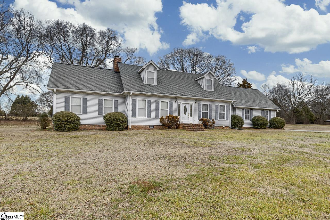 123 Victoria Way Piedmont, SC 29673 - Photo 2 of 41 Gallery Image 2