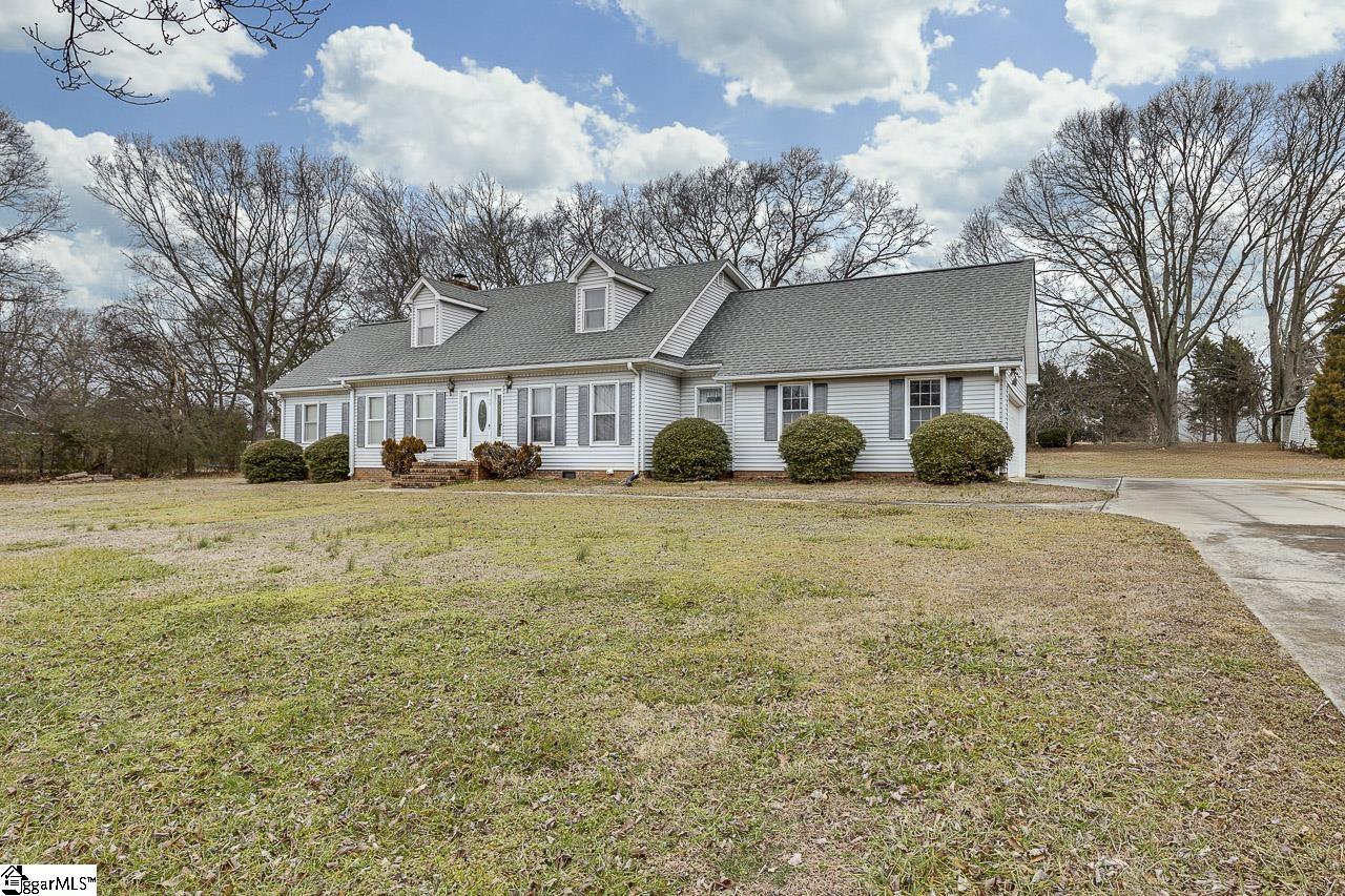 123 Victoria Way Piedmont, SC 29673 - Photo 3 of 41 Gallery Image 3