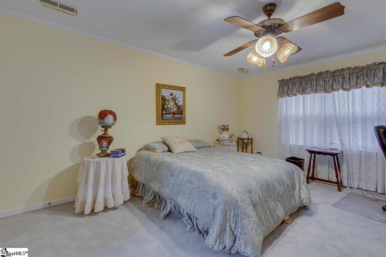 123 Victoria Way Piedmont, SC 29673 - Photo 34 of 41 Gallery Image 34