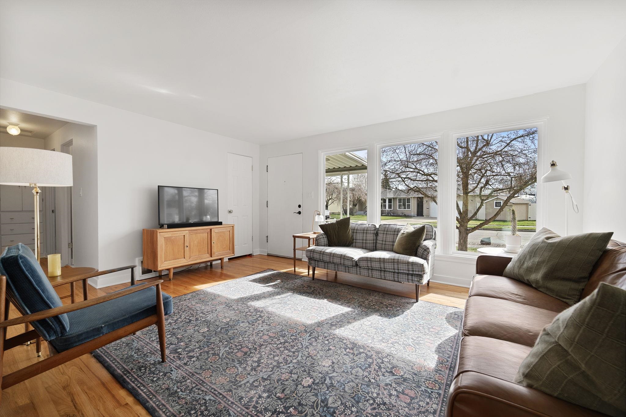5911 North Ridgeview Place Spokane, WA 99205 - Photo 6 of 44 Gallery Image 6