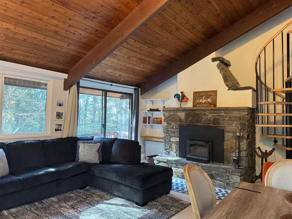 $325,000 | 290 Village Lane, West Windsor, VT 05037