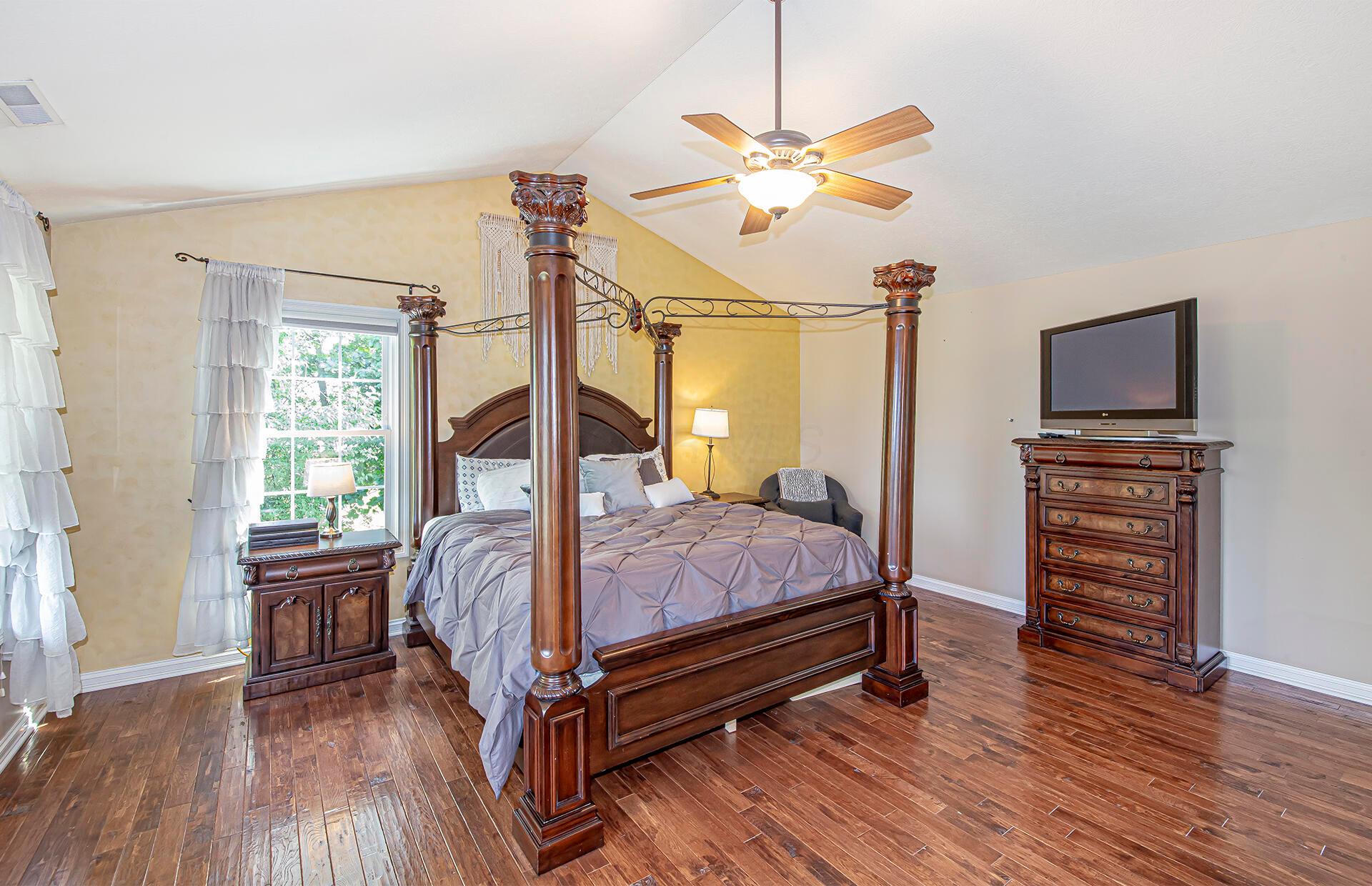 1176 Dale Ford Road Delaware, OH 43015 - Photo 23 of 77 23 Primary Suite