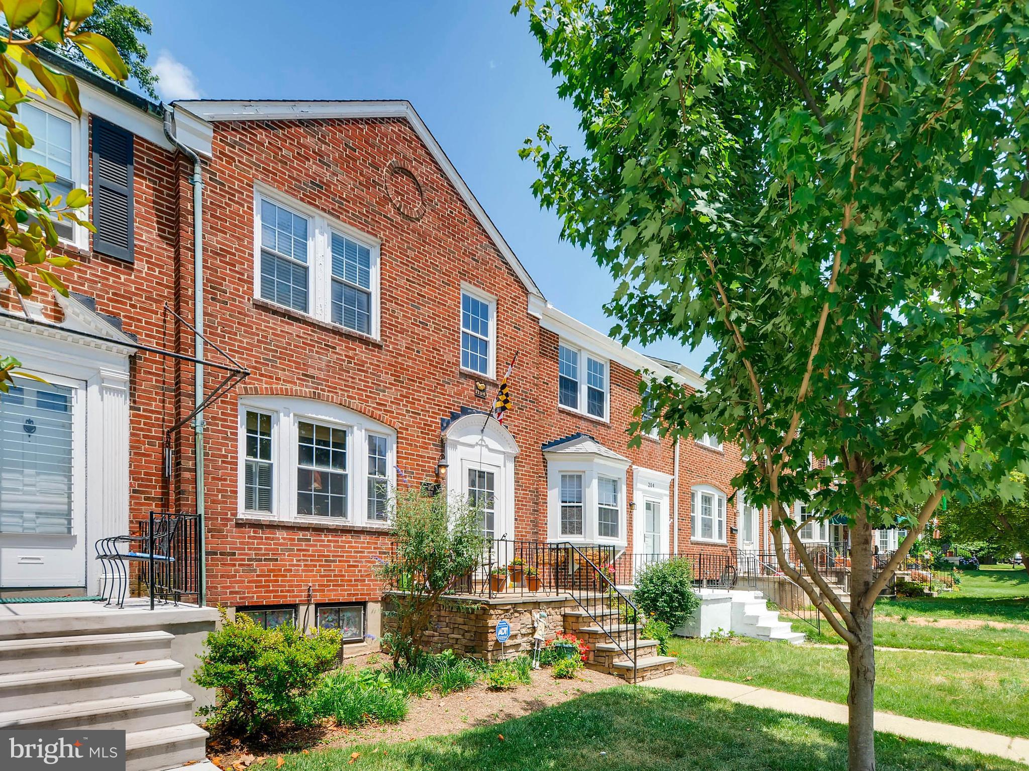 202 Blenheim Road Baltimore, MD 21212 - Photo 2 of 30 Side view of the home