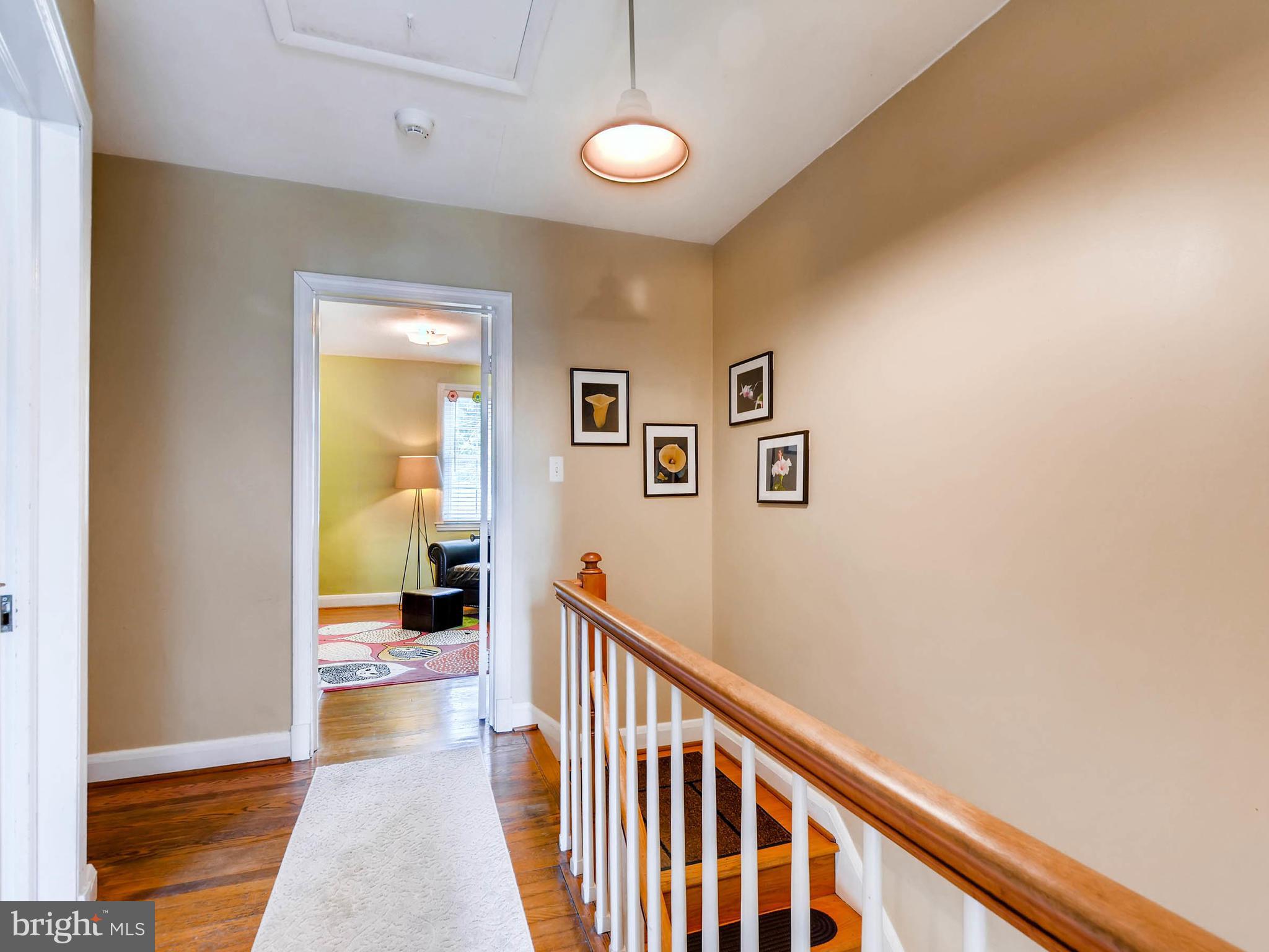 202 Blenheim Road Baltimore, MD 21212 - Photo 24 of 30 2nd level landing