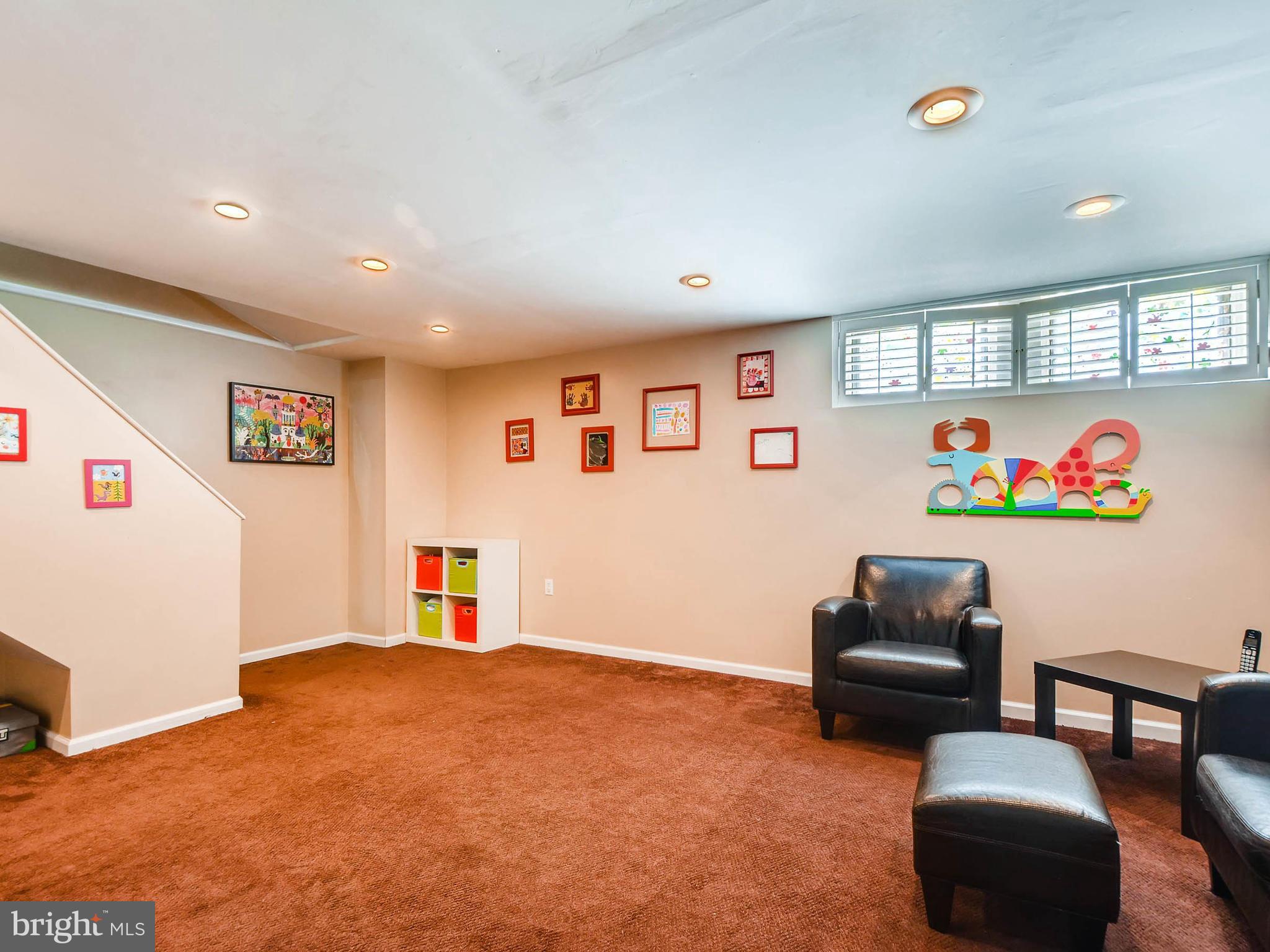 202 Blenheim Road Baltimore, MD 21212 - Photo 27 of 30 Finished basement, carpeted