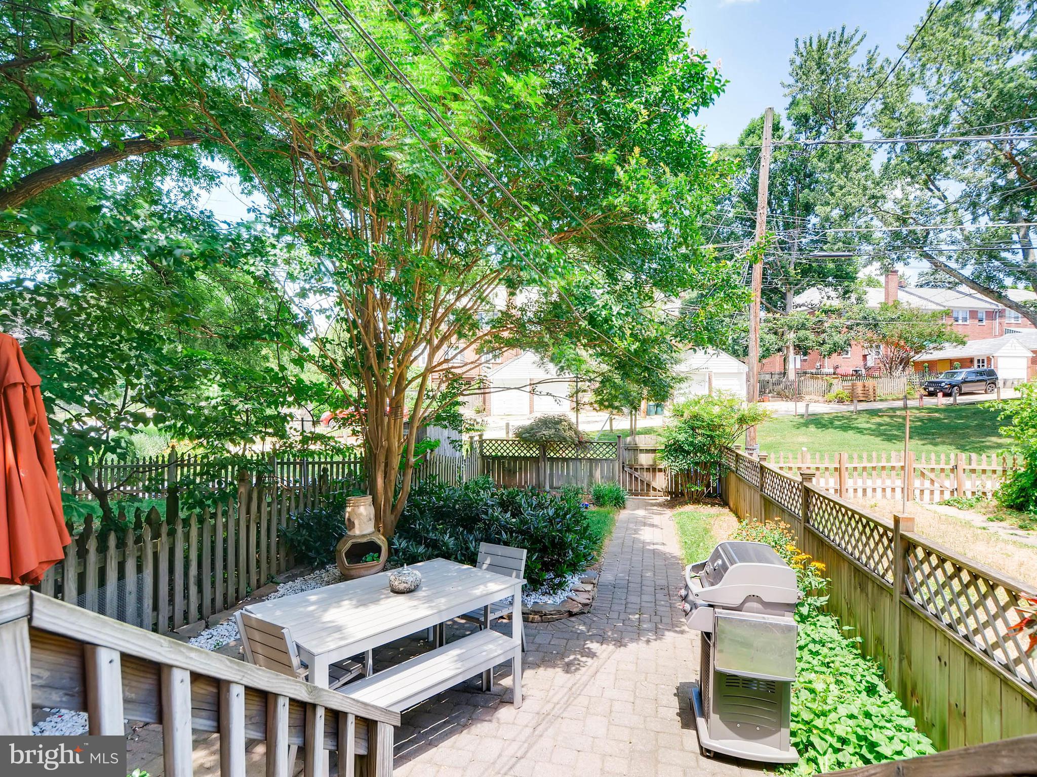 202 Blenheim Road Baltimore, MD 21212 - Photo 28 of 30 Backyard backs up to Rogers Forge Park