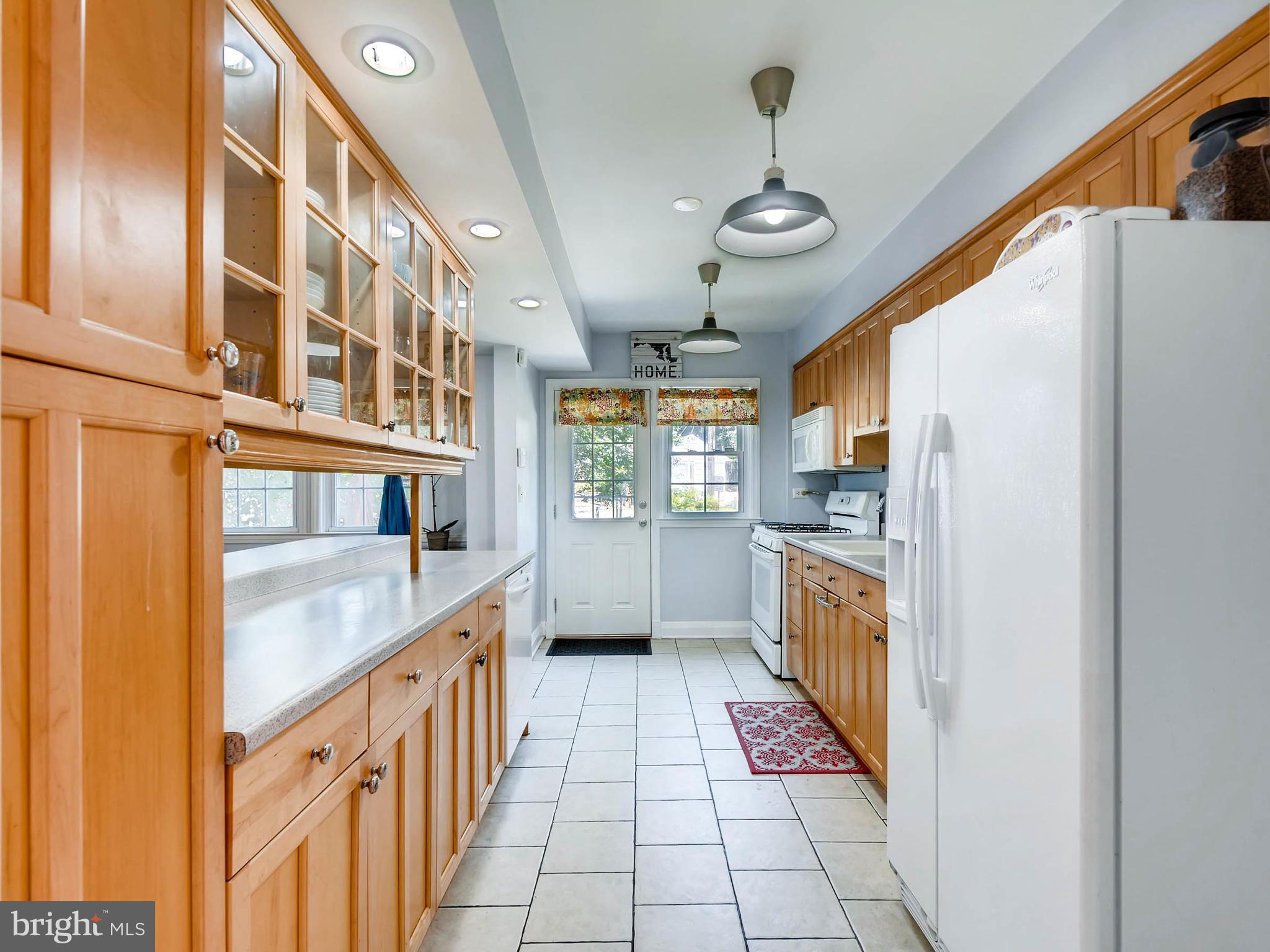 202 Blenheim Road Baltimore, MD 21212 - Photo 10 of 30 Kitchen w/ plenty of storage